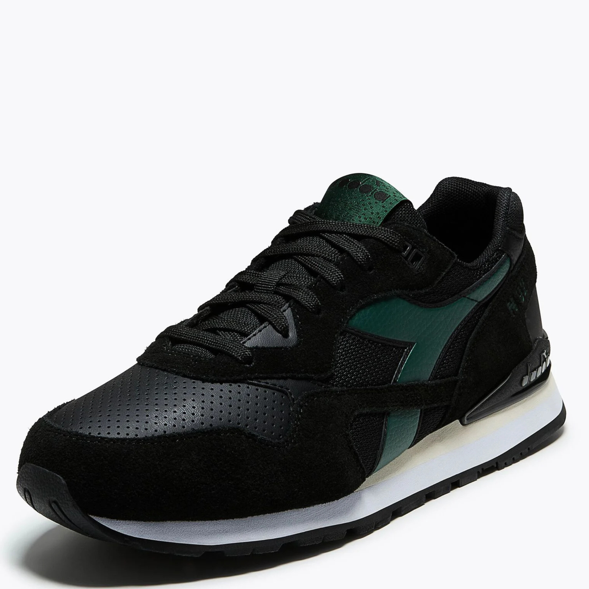 Mens Diadora Black/Pineneedle N.92 Advance Trainers