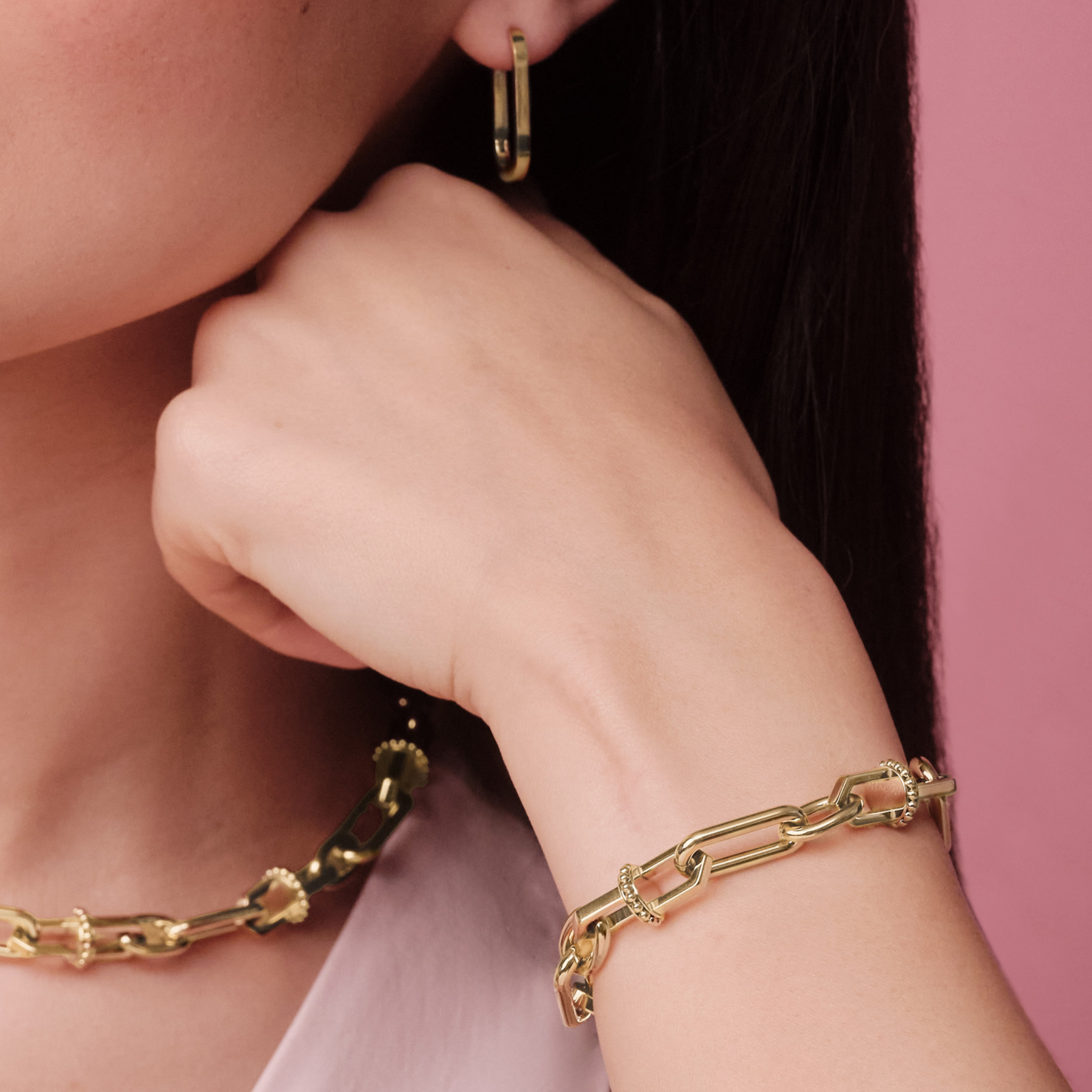 Womens Olivia Burton Gold Anchor Link Bracelet