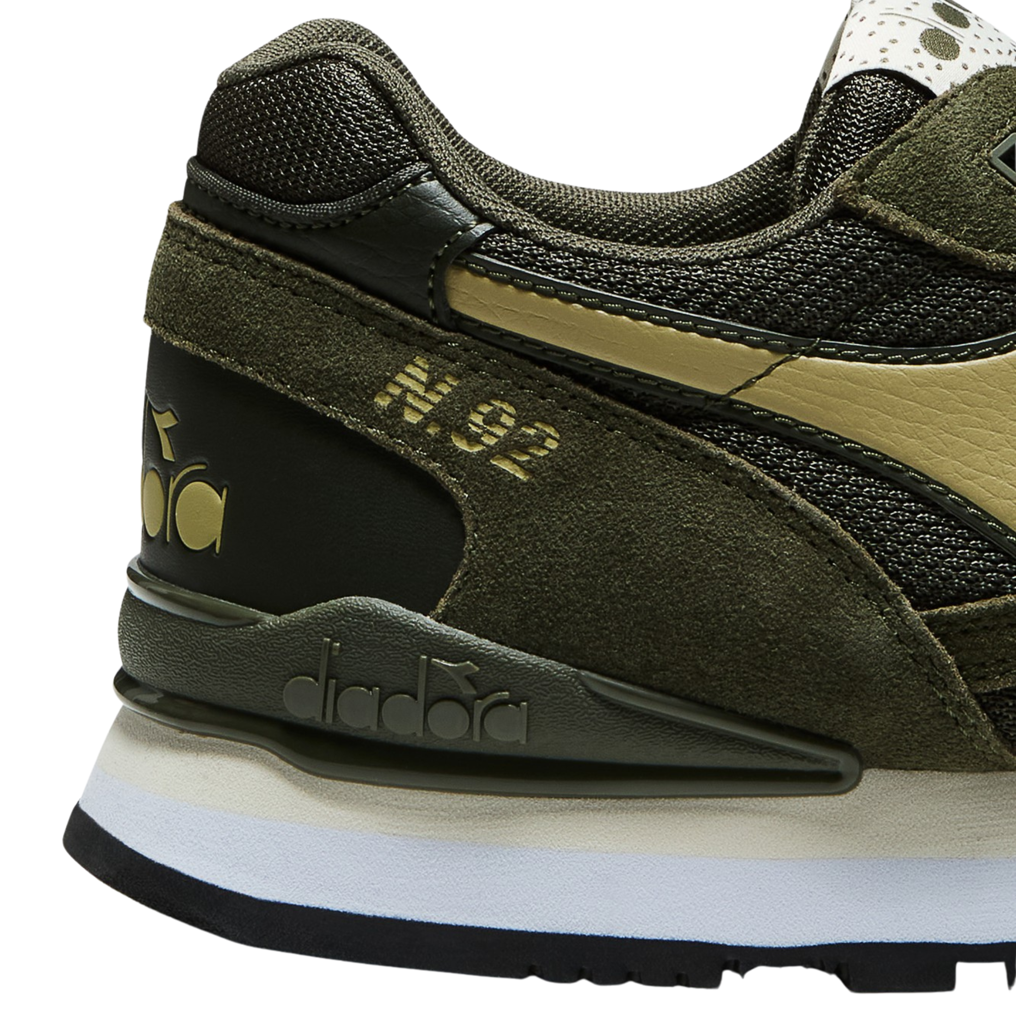 Mens Diadora Green Toad N.92 Advance Trainers