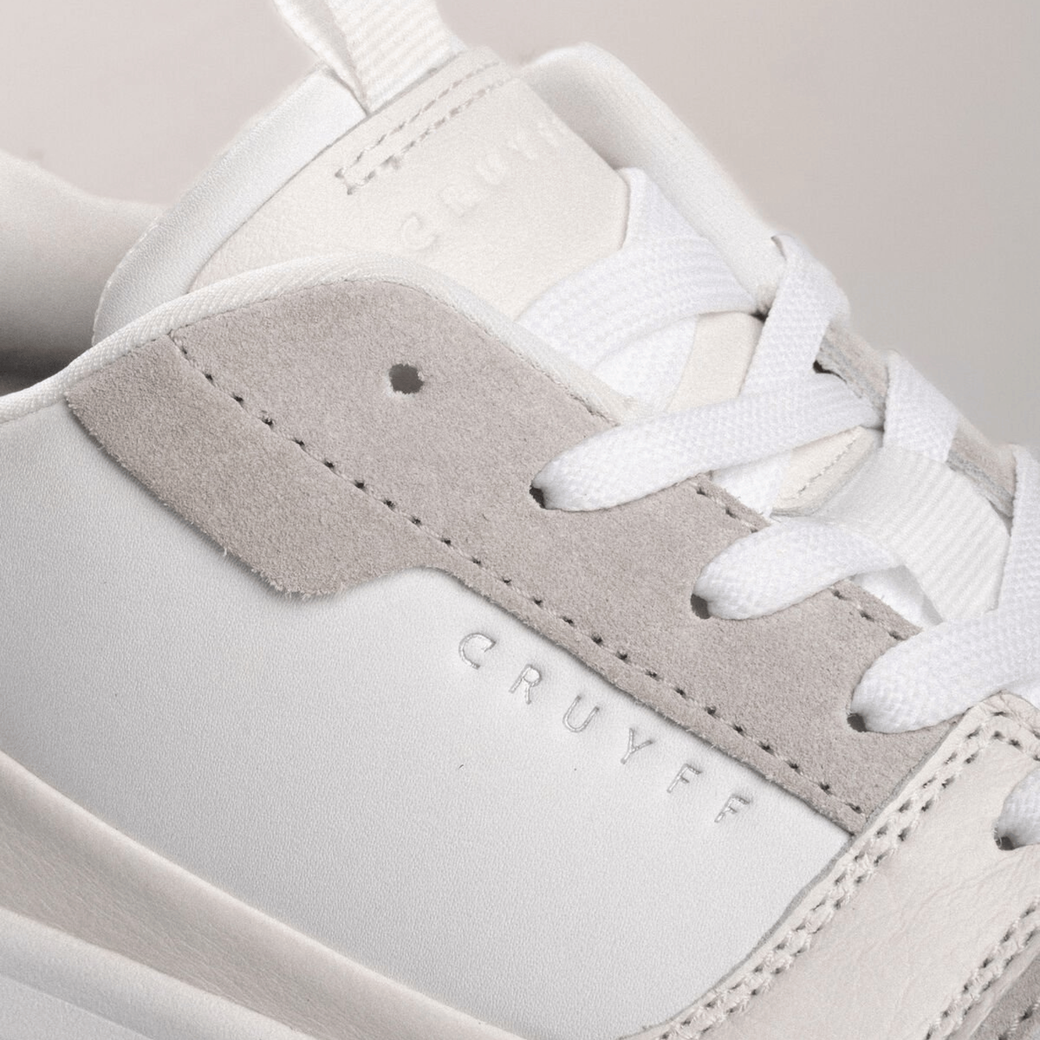 Mens Cruyff White Tumbled Leather Surefire Tennis Trainers