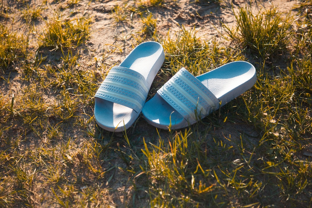 Sandals, Slides or Flip Flops?: Finding the Best Summer Footwear